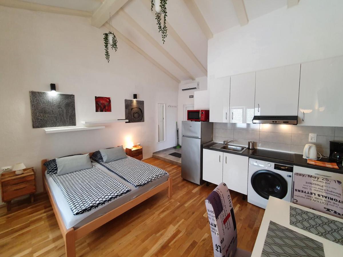 Villa Carmen Draga Bascanska ภายนอก รูปภาพ