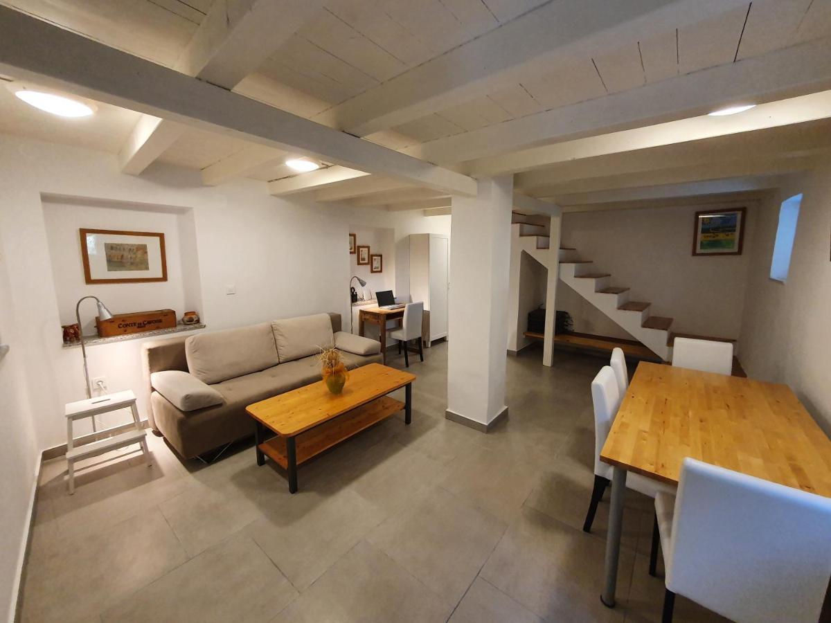 Villa Carmen Draga Bascanska ภายนอก รูปภาพ