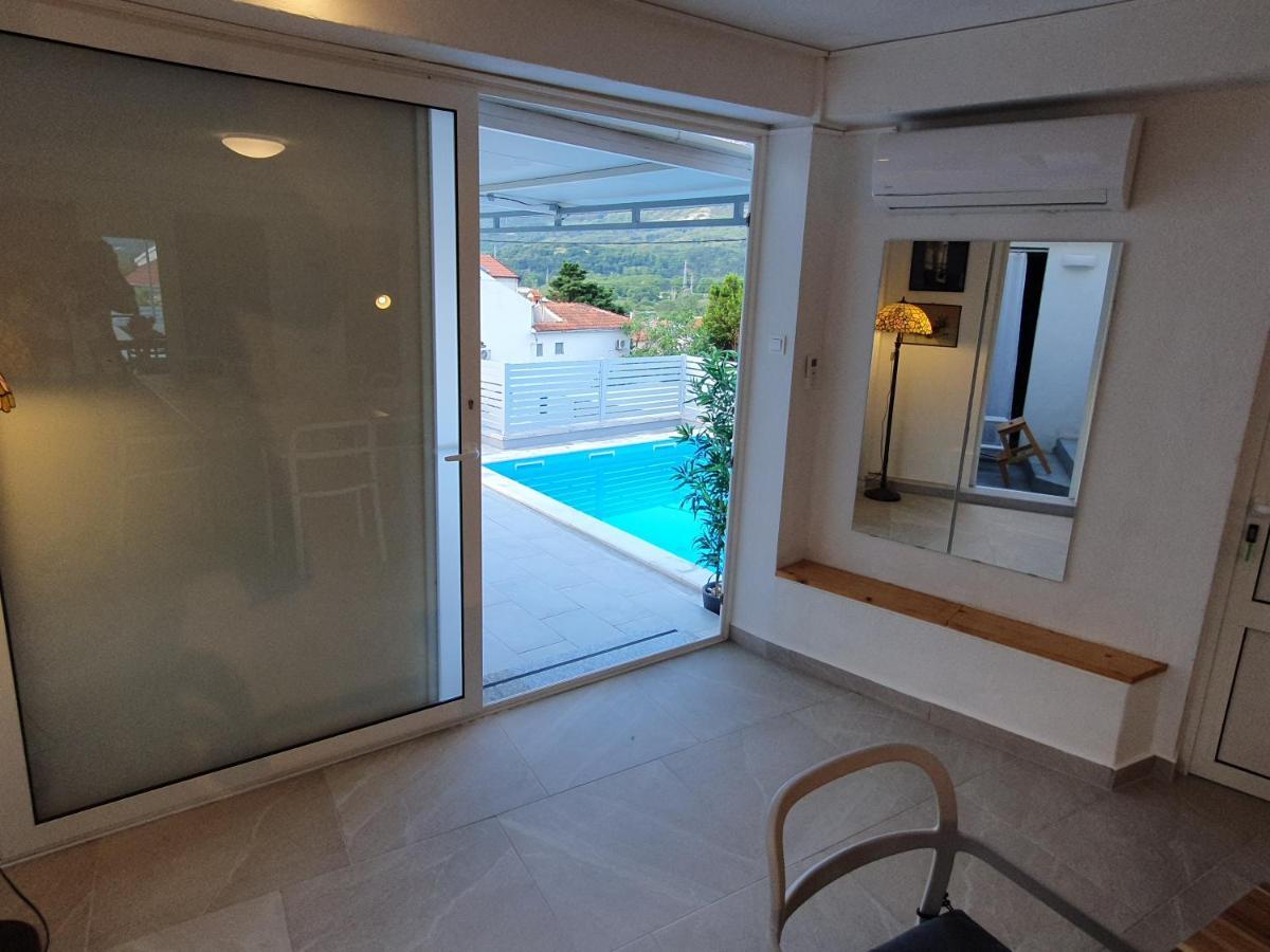 Villa Carmen Draga Bascanska ภายนอก รูปภาพ